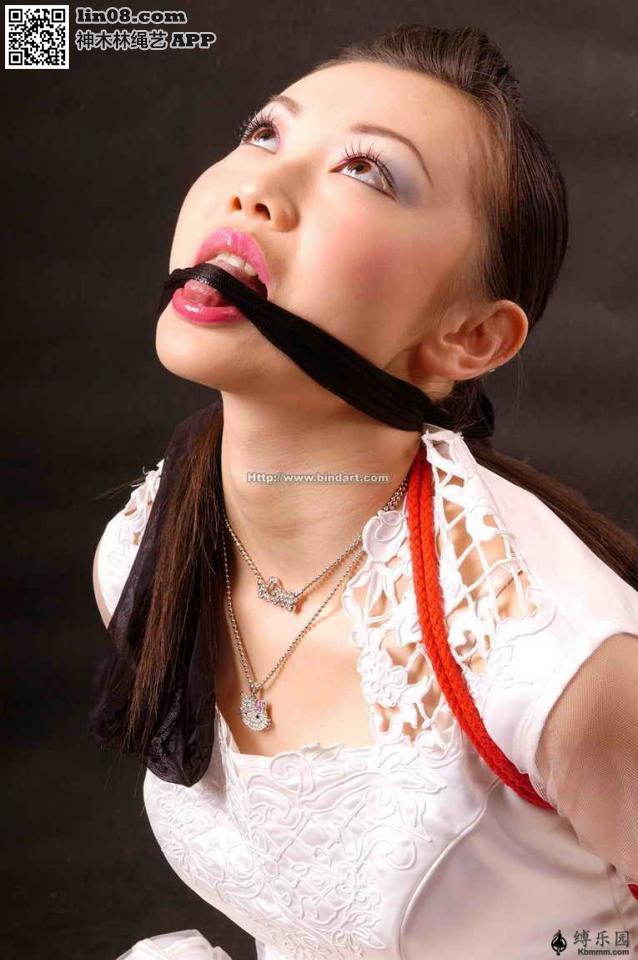 美女 - 捆绑 [Gag,Chinese Female]
