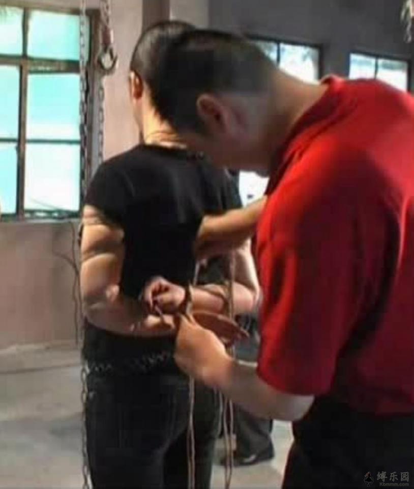 捆绑的过程 [中国女孩]