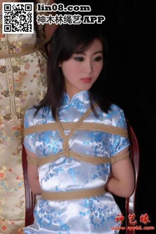 性感的两姐妹，娇艳欲滴 [馨缘,日式反绑,民族（旗袍）,甜甜,中国女孩]