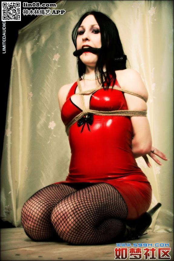 绳艺模特套图,模特很漂亮 [Boxtie,Pantyhose,Gag,High heel]