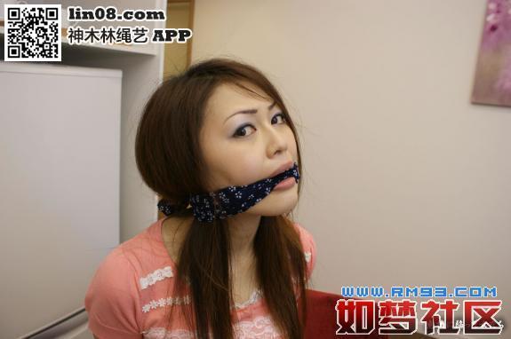 主妇被绑在厨房 - 挺无助的 [日式反绑,堵嘴,日本美女]