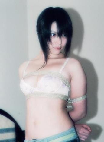 五花 [胸缚,中国女孩]