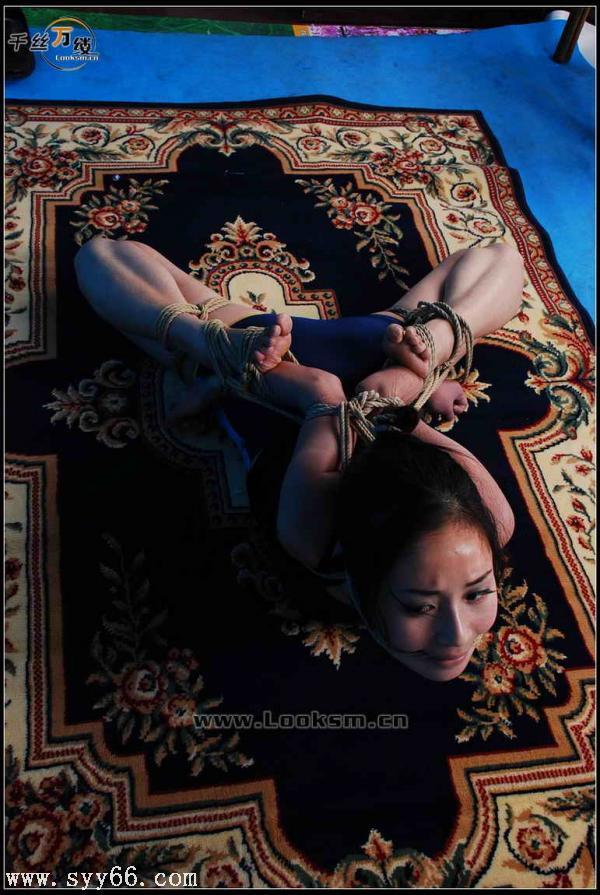 紧缚 （日图） [驷马（俯卧）,堵嘴,日本美女,内衣秀,西式（直臂并肘）]