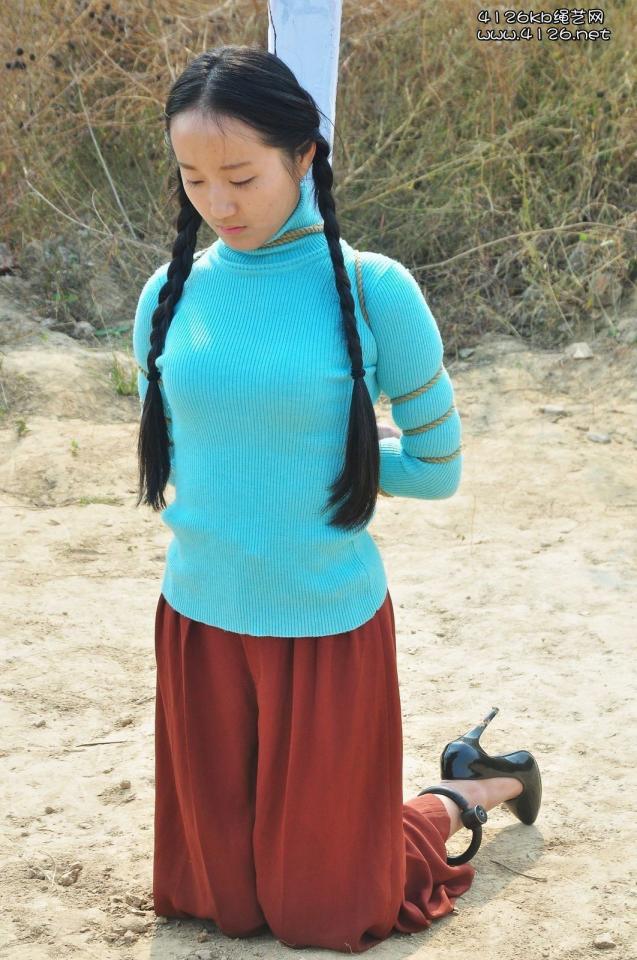 村姑被枪毙 [Takate Kote (Chinese wuhua),Anklet,Chinese Female]