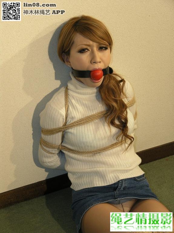 黄猫女 口球 [堵嘴,日本美女,肉丝,口球]