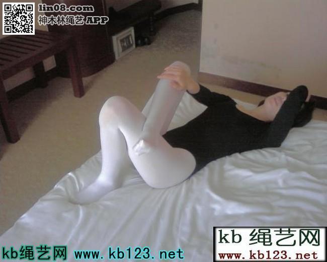体操妹妹的捆绑柔体练习 [日本美女,体操服,白丝]