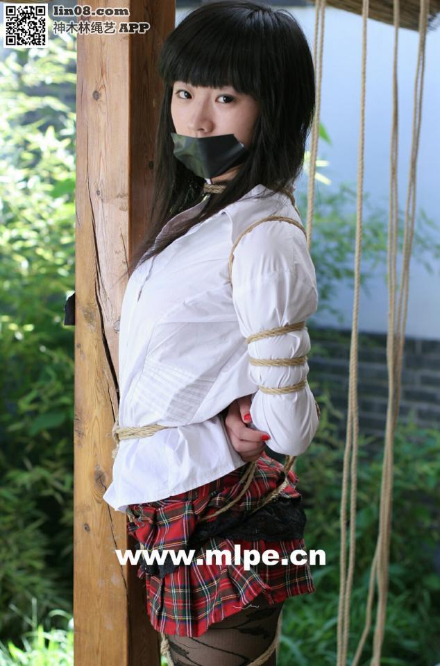 衬衫美女捆绑堵嘴 - 衬衫美女捆绑堵嘴 [高手缚（中式五花）,中国女孩]