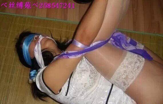 捆绑 - 丝巾捆绑包裹 [Gag,Blindfolded,Chinese Female]