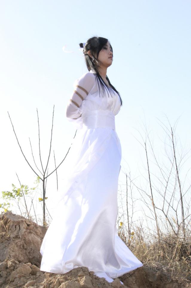 白衣侠女 - 转载 [高手缚（中式五花）,民族（中式婚礼服）,COSPLAY,中国女孩]