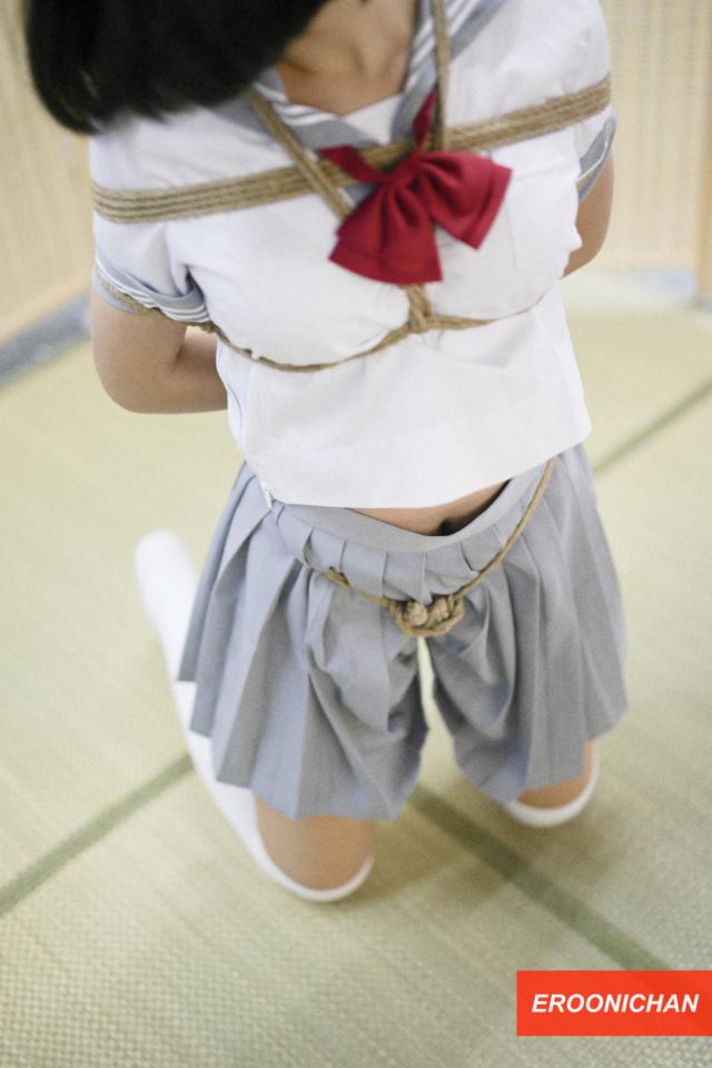 EROONICHAN [学生（水手服）,胸缚,白丝,中国女孩,股绳]