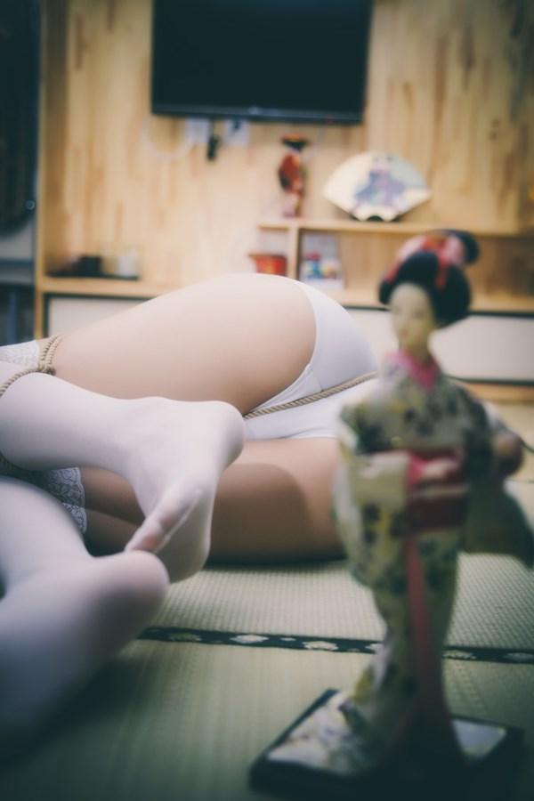 白丝妹妹捆绑 - 白丝妹妹捆绑套图 [白丝,股绳]