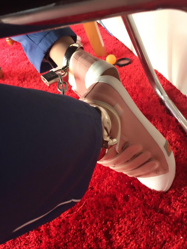  [Anklet,Chinese Female,Canvas shoe,Feet fetish]