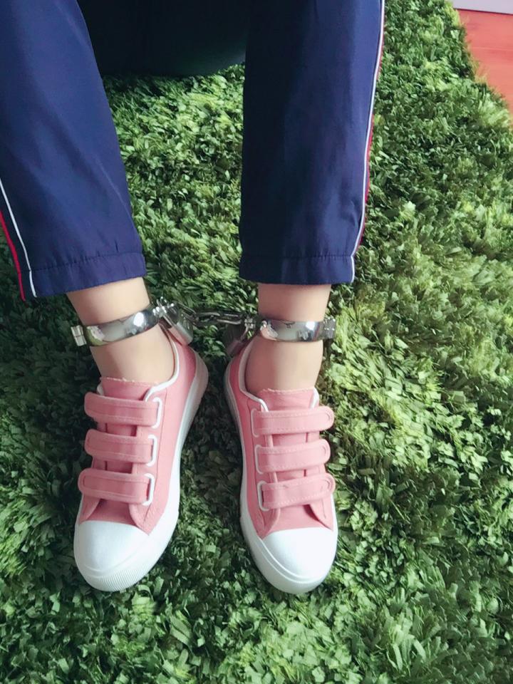 [Anklet,Chinese Female,Feet fetish]