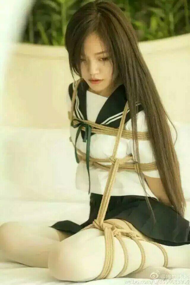 雜圖，自己收集的 - 來源於微博和油管 [日式反绑,学生（水手服）,日本美女,胸缚,白丝,中国女孩]