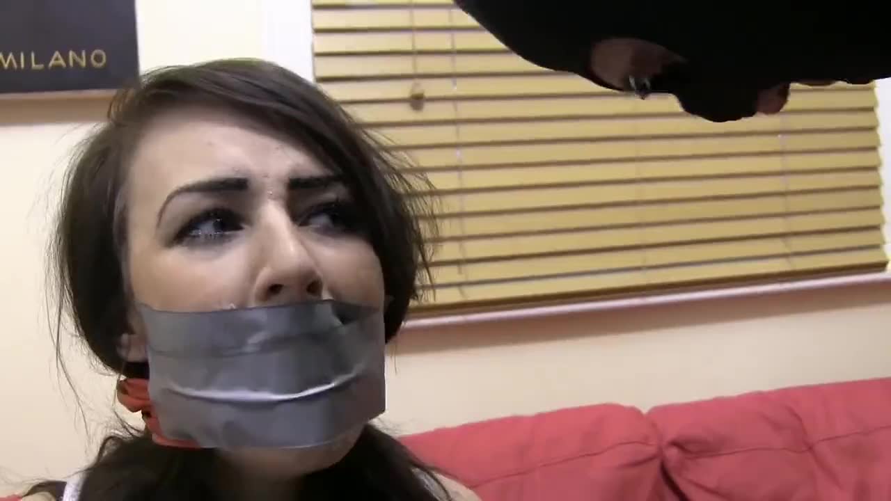 Carleyelle gagged