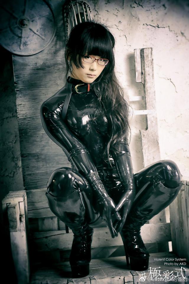 胶衣Cosplay [日本美女,情趣（乳胶衣）,狗链/项圈,泳装（连体）]