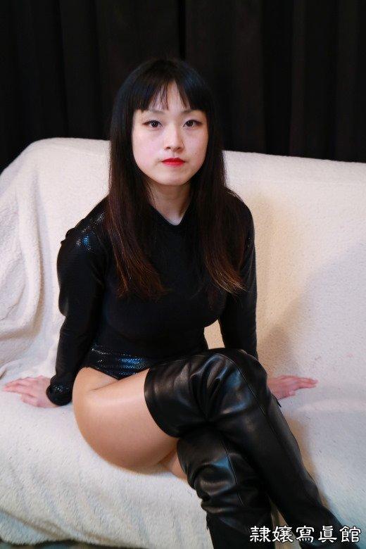 浅田平香 黑漆緊衣女戦士之苦悶 - 隸孃寫真 女優 浅田平香 以身穿黑漆緊衣女戦士苦悶打扮求綑綁 [高跟鞋,日本美女,情趣（乳胶衣）,长筒靴,泳装（连体）]