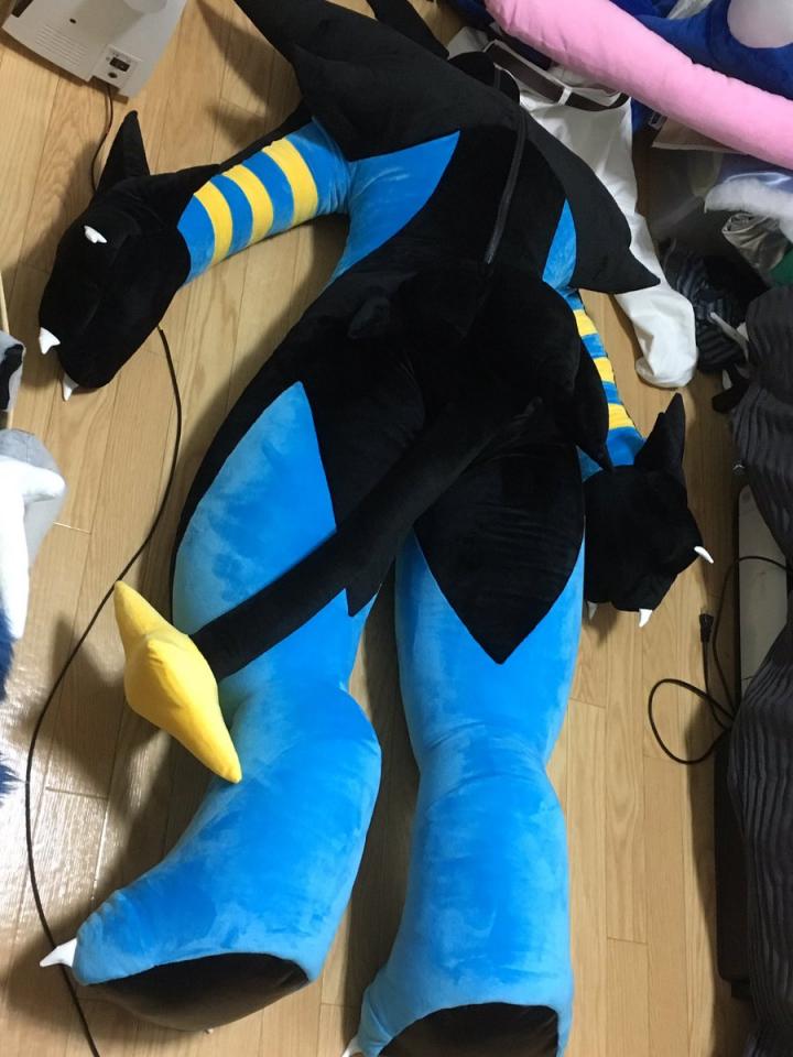 伦琴猫兽装一本满足 - 制作者：硫磺  推特：https://twitter.com/kastronome [兽装]
