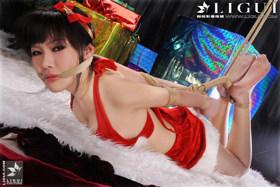 9 [节日（圣诞）,驷马（俯卧）,吊缚,堵嘴,肉丝,中国女孩]