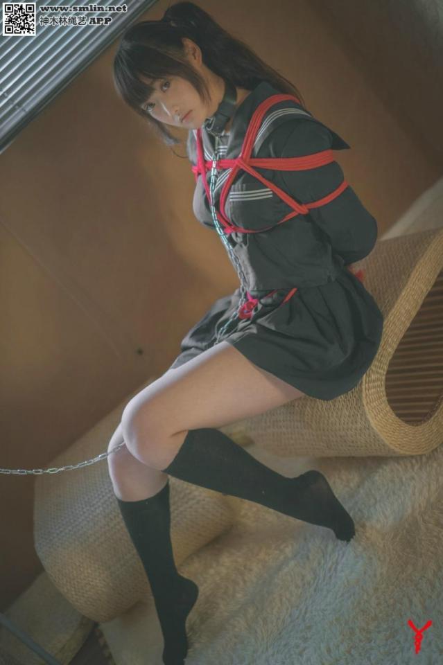 黑色水手服项圈 - 完整版 [日式反绑,学生（水手服）,胸缚,狗链/项圈,后手缚（低混乱值）]