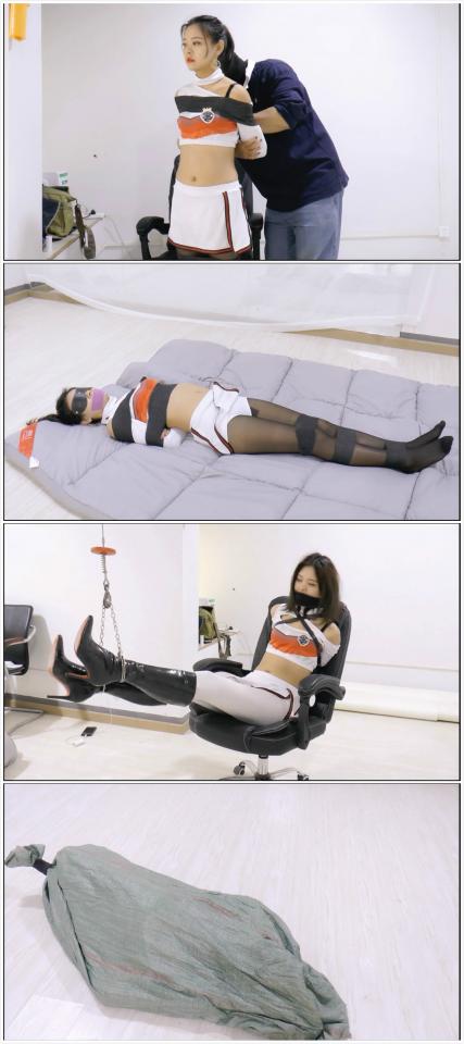 [Beautiful Paint] The Bondage Service ©Beautiful Paint<br><br>Summary:<br><br>After receiving an ad on his phone, the man decided to try the service on the message out since the price seems to be fair enough, and they promised a lot of things to him so that he could trust them. After the reservation was made, he received a phone call stating that someone is coming to serve him. When he finally waited the girl arrive, he was greeted with a lot of different choices for him to choose. Being curious to how endurance is the girl, he quickly started to work... as a nawashi...