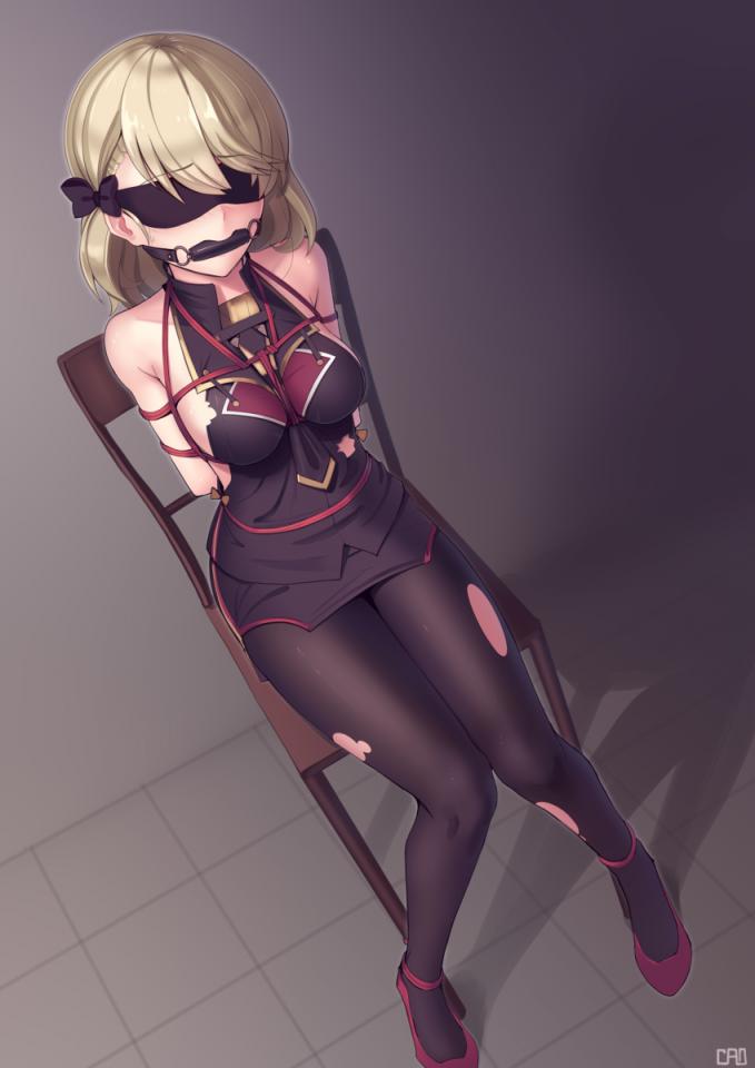  [Boxtie,Pantyhose,Gag,Blindfolded,Bound arms behind]