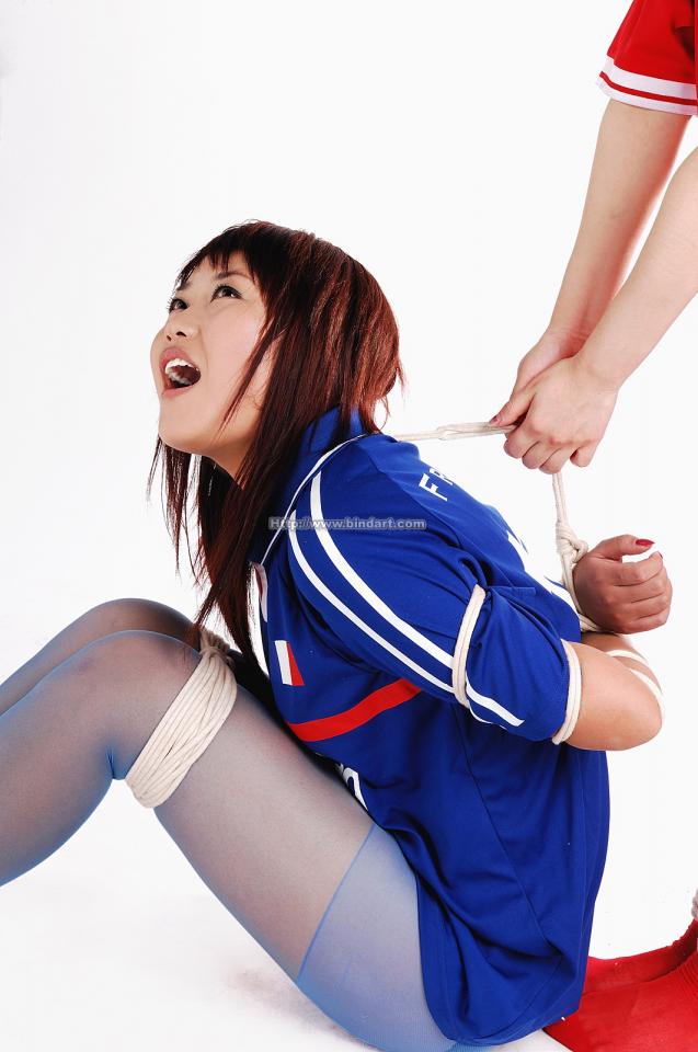 丽柜美束 20007-01-13 雯雯&静华玩足球+2007-01-20 CC