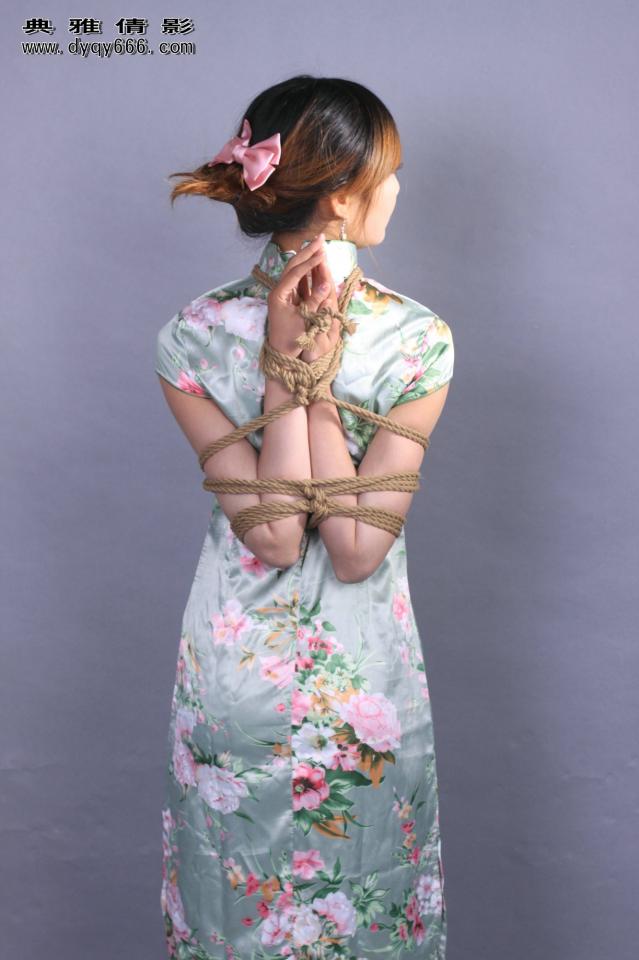  [Chi-pao,reverse prayer,Chinese Female]