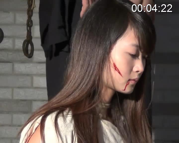 [Rouge Studio] Ms. Hui In The Interrogation Room ©Rouge Studio