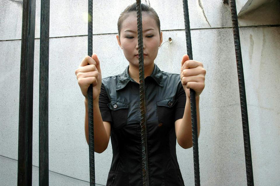 唯美之家定拍（佳佳，小双）女犯于丽梅套图1 - 唯美之家定拍女犯于丽梅套图1，模特是小双，佳佳，希望大家喜欢。