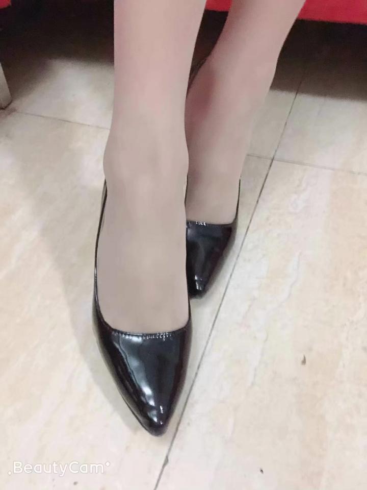 伪娘 丝袜美腿 自拍 [高跟鞋,肉丝,恋足]