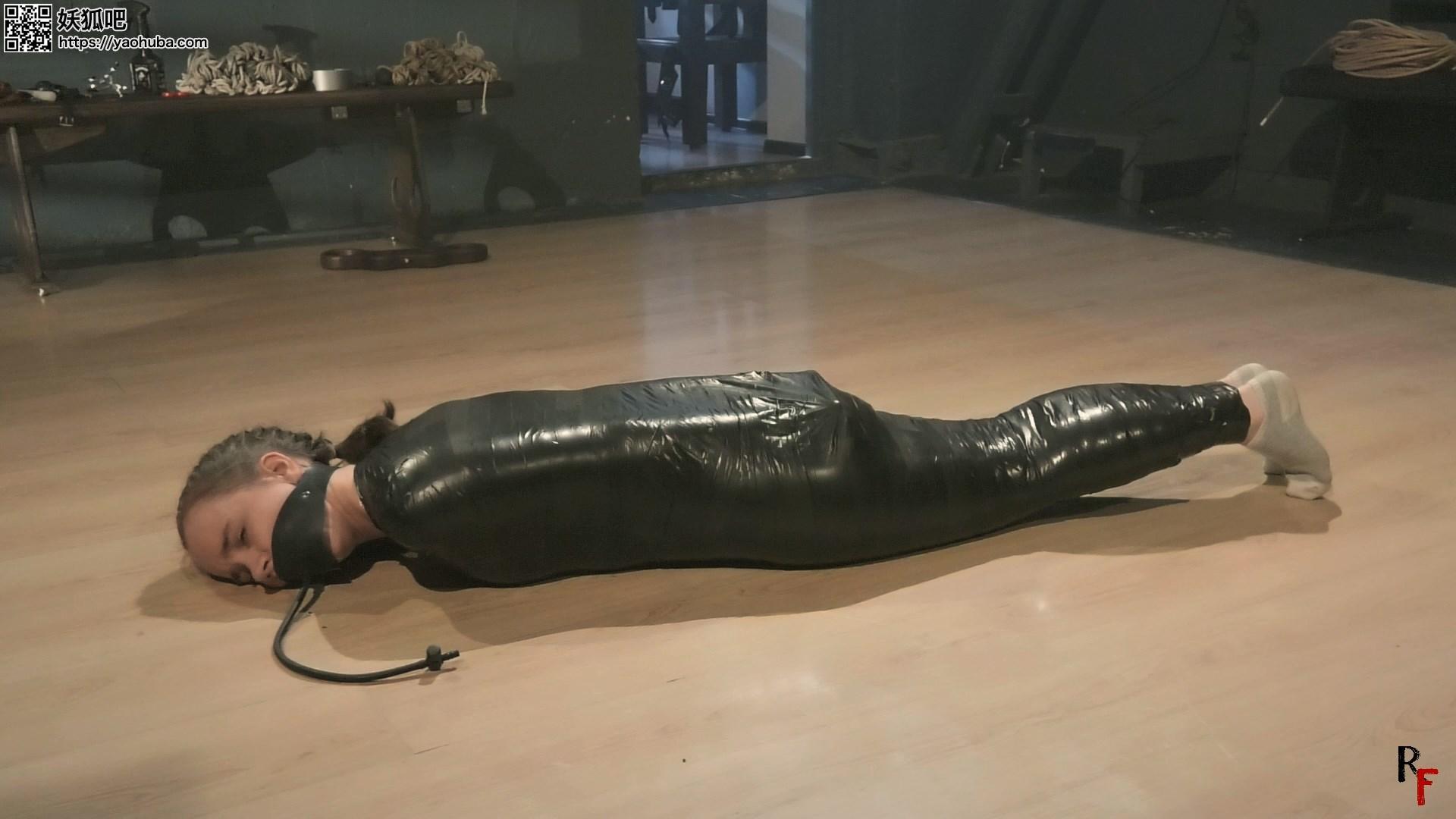 FetiSale - Video Arina – Tight mummification and inflatable gag (FULL HD  MP4)
