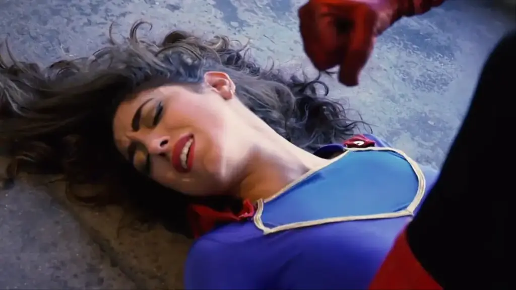 D | Smoke's Mistake our superheroine alexandra try to investigate what gonna happen next.....!!!!!!!!!!!!