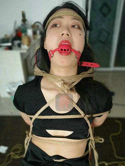 极品M原希，重口游戏套图第二组：内衣极限直臂驷马，漂亮的反弓。无内黑丝后高手，猥琐股绳，K9TJ - 极品M原希，重口游戏套图第二组：内衣极限直臂驷马，漂亮的反弓、椅子缚虐，凄美口球。无内黑丝后高手，猥琐股绳，K9TJ（同期视频已经发布） [Gag,High positions]