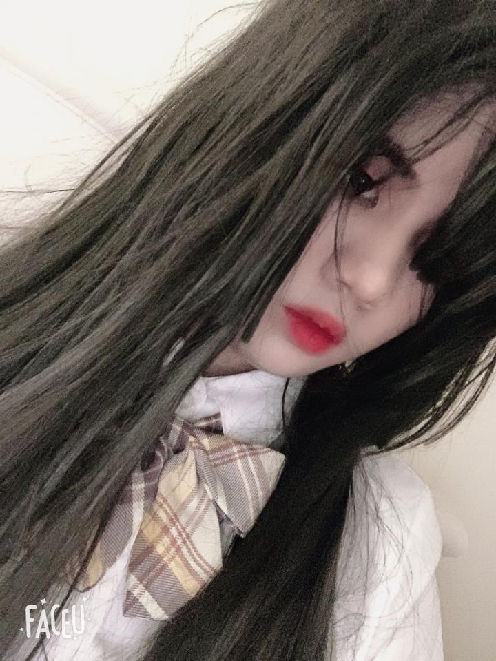 刚开始女装的小萌新... - 饿肚子两周了，听别人说约绑拍片片可以赚钱，不知道有没有人看得上我啊...身高168 体重105坐标广州星海音乐学院 有意向加我qq3535136079 附近的同好也可以一起玩呀