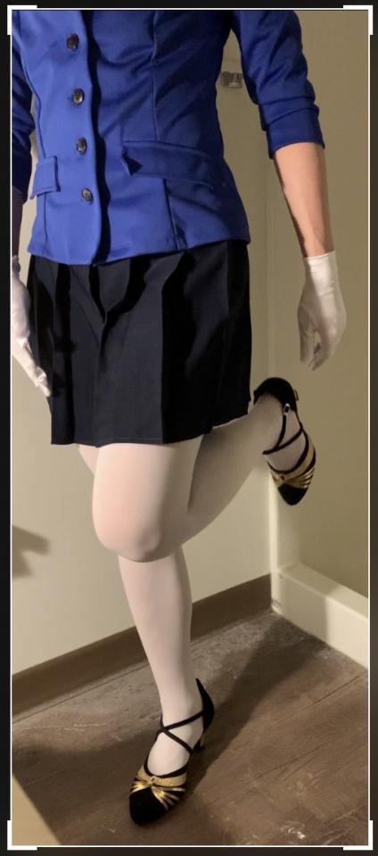 男生一枚 - #伪娘#白丝（混搭风格，有点丑。空姐制服的上衣，JK裙，白丝，5cm拉丁舞鞋）话说为什么吧里拉丁舞裙的小姐姐视频好少啊 [白丝,伪娘]