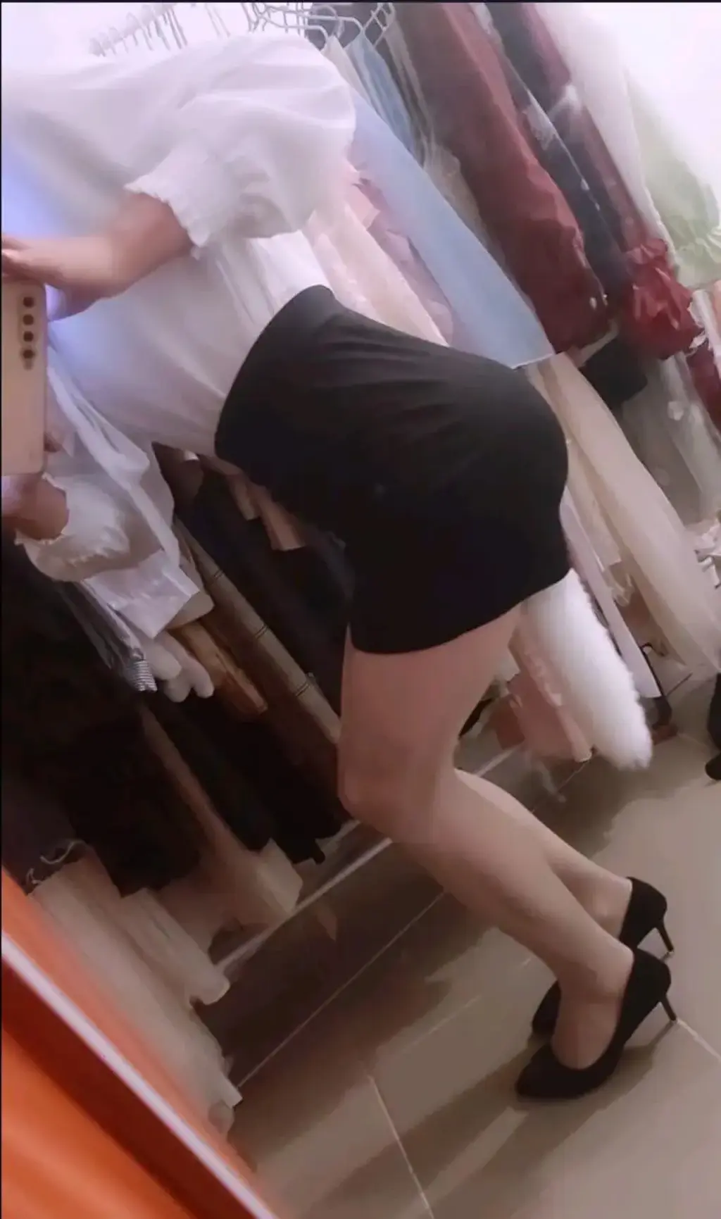 小尾巴