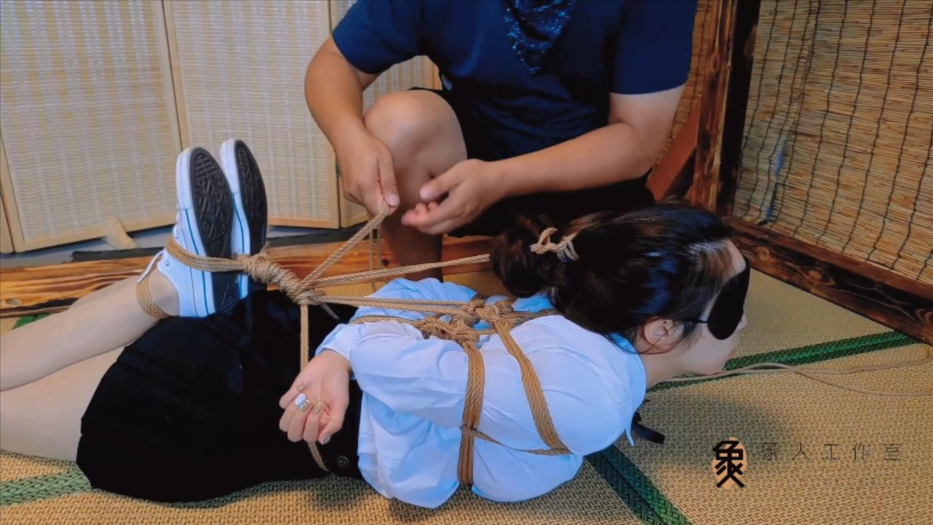 妖狐吧- 视频象人定拍-人妻Miya-首次器具公映,日式基础,大胆抚摸 妖狐吧- 视频象人定拍-人妻Miya-首次器具公映,日式基础,大胆抚摸