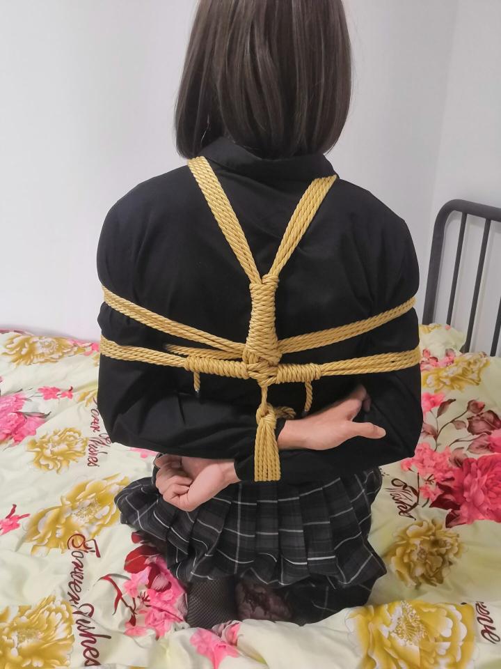 约绳~ - 武汉CD哦 [伪娘]