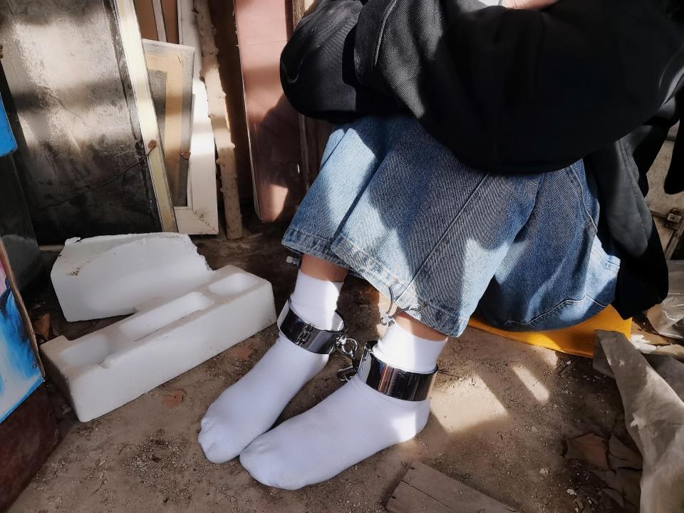  [Anklet]