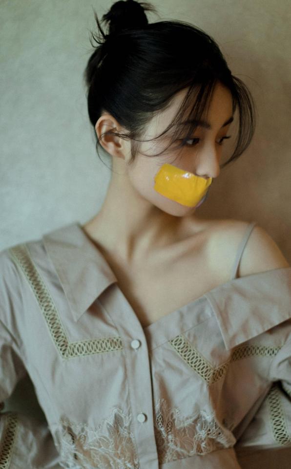 张子枫 张雪迎 章若楠 赵露思 李沁  封嘴合辑 - 自己PS的明星胶带封嘴系列第六期，本期套图包括张雪迎 章若楠 赵露思 李沁 张子枫 ，一瓶可乐的钱，P图不易，希望大家多多支持！！！
