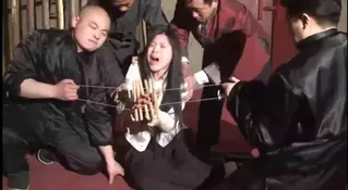 怀旧影苑_公主老虎凳 FetiSale - Video 怀旧影苑女烈情怀