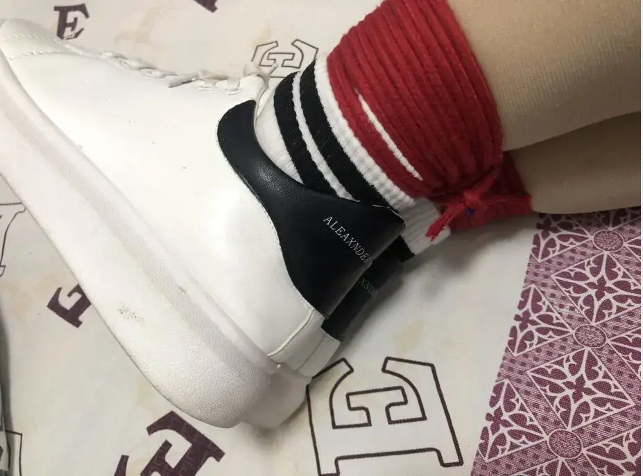 一觉醒来被绑住了