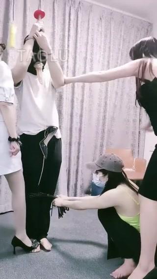 【清见S】3s吊打驯服贱畜 【清见S】3s吊打驯服贱畜<br>创作;【清见S】<br><span style='color:#b0b0b0;'>[隐藏文字，购买后可见]</span>