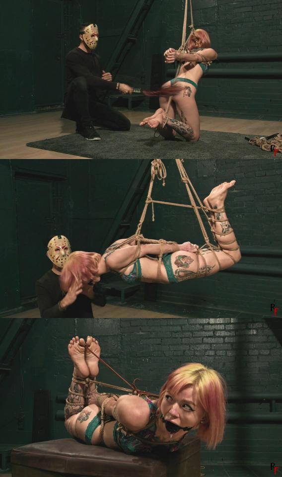 RussianFetish: Boltushka goes further - Her first bondage dive (FULL HD MP4) By John<br><br>In this clip, a young and charming tattooed beauty Boltushka gets acquainted with ropes and bondage. In the beginning, she sits on her knees and waits for her rigger.<br>He approaches her and begins to tie her up. In addition to bondage, Boltushka also receives a portion of blows to her ass and bare feet with a flogger. John ends up wrapping ropes tightly around her, inserting a large white ballgag into her mouth first, and then changing it to a smaller gag.<br><br>Another moment and Boltushka is in a suspended hogtie. The cutie spends her first time in the air in bondage.<br>After that, John lowers her down and bandages her into an ordinary hogtie, and then leaves Boltushka for pleasure and contemplation of her new sensations of bondage. Enjoy!<br><br>Boltushka is open to custom requests. Feel free to drop us a mail!<br><br>More clips with Boltushka:<br>Bastinado action for funny and charming Boltushka (FULL HD MP4)<br>Boltushka - Intense upper body and feet tickling (FULL HD MP4)<br><br>约翰<br><br>在这个剪辑中，一个年轻而迷人的纹身美女Boltushka熟悉绳索和束缚。 一开始，她坐在她的膝盖上，等待她的触发器。<br>他走近她，开始把她绑起来。 除了束缚之外，Boltushka还用鞭子对她的屁股和赤脚进行了一部分打击。 约翰最终将绳子紧紧地缠绕在她身上，先将一个大的白色球囊[X_X]她的嘴里，然后将其改为更小的插科打诨。<br><br>另一个时刻，Boltushka在一个悬挂的hogtie。 可爱的花她的第一次在空气中的束缚。<br>在那之后，约翰把她放下来，把她包扎成一个普通的小猪，然后离开博尔图什卡去享受和思考她的新的束缚感。 享受吧！<br><br>Boltushka对自定义请求开放。 请给我们寄封信!<br><br>更多与Boltushka剪辑:<br>Bastinado动作有趣和迷人的Boltushka（全高清MP4）<br>Boltushka-强烈的上半身和脚发痒（全高清MP4）<br><br>Category: BONDAGE<br>Related Categories: BALLGAGGED, SUSPENSION, FOOT FETISH, FLOGGING, ROPE BONDAGE.<br>Keywords: m/f bondage in action, barefoot rope bondage, young girl next door, suspended hogtie, soles feet fetish, tight strict hogtie, ballgagged struggling, toe tied toetie, tattoos tattooed girl, big gallgag gagged, no nudity bound, ass feet flogging, by john, boltushk, bondage, rope bondage, shibaru, suspension, belts, bedtie, hogtied, tight bondage, strict bondage, bound elbows, struggling, ballgagged, helpless.<br>类别：束缚<br>相关类别：BALLGAGGED，暂停，恋足，鞭打，绳索束缚。<br>关键词：m/f 束缚行动，赤脚绳束缚，邻家年轻女孩，悬挂式 hogtie，鞋底恋物癖，严格严格的 hogtie，ballgagged 挣扎，脚趾绑 toetie，纹身纹身女孩，big gallgag 堵嘴，无裸露绑定，屁股脚鞭打，约翰，boltushk，束缚，绳索束缚，shibaru，悬挂，腰带，睡带，捆绑，紧束缚，严格束缚，束缚肘部，挣扎，被束缚，无助。<br><span style='color:#b0b0b0;'>[隐藏文字，购买后可见]</span>