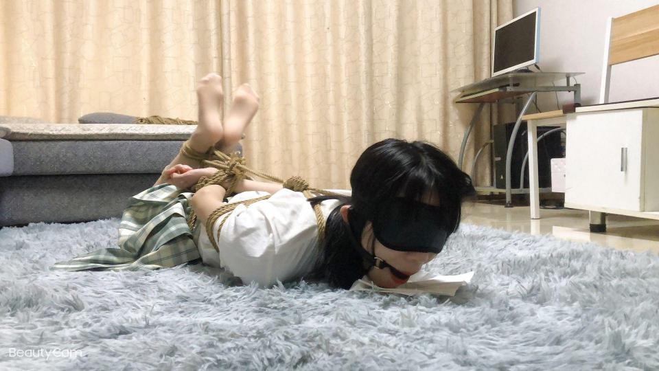 【新月原创】【红豆】正片已发布 - 【新月工作室】定拍QQ：2936094312 给他打个广告 [驷马]