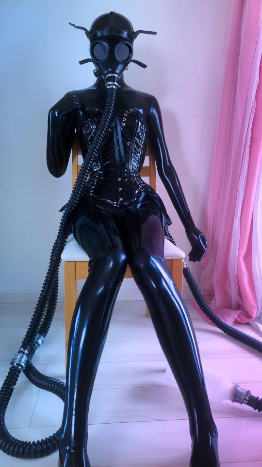  [latex bodysuit,Gas Masks]