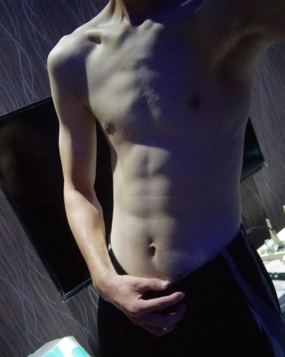 男，体育生，想被绑~