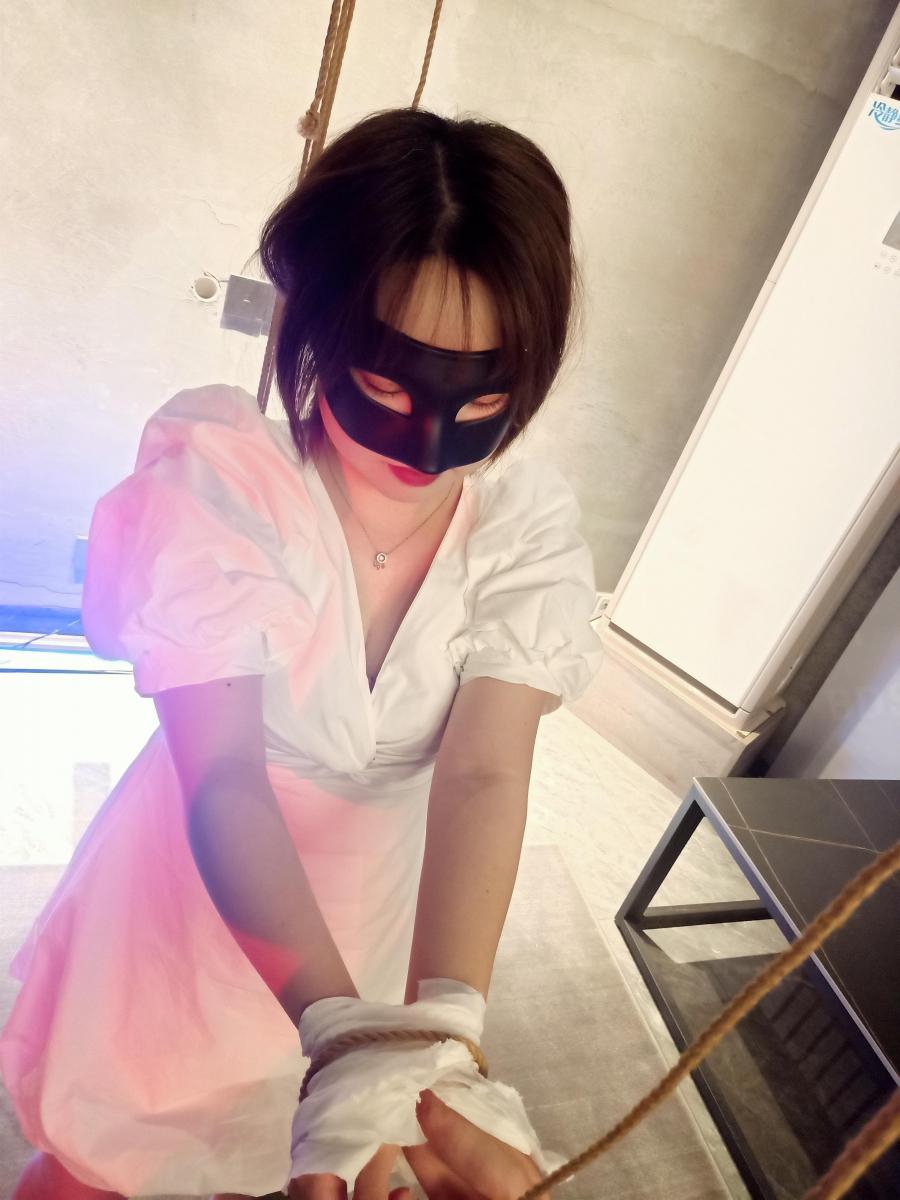 竹子调教小雨露 - 小时够喜欢骑竹子，长大了依然喜欢…… [中国女孩,K9,放置,人形犬,挣扎,凌辱]