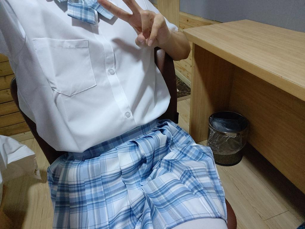 青岛伪娘捆绑 - 尝试了一下龟甲缚，青岛有喜欢丝袜或全包的可以一起贴贴